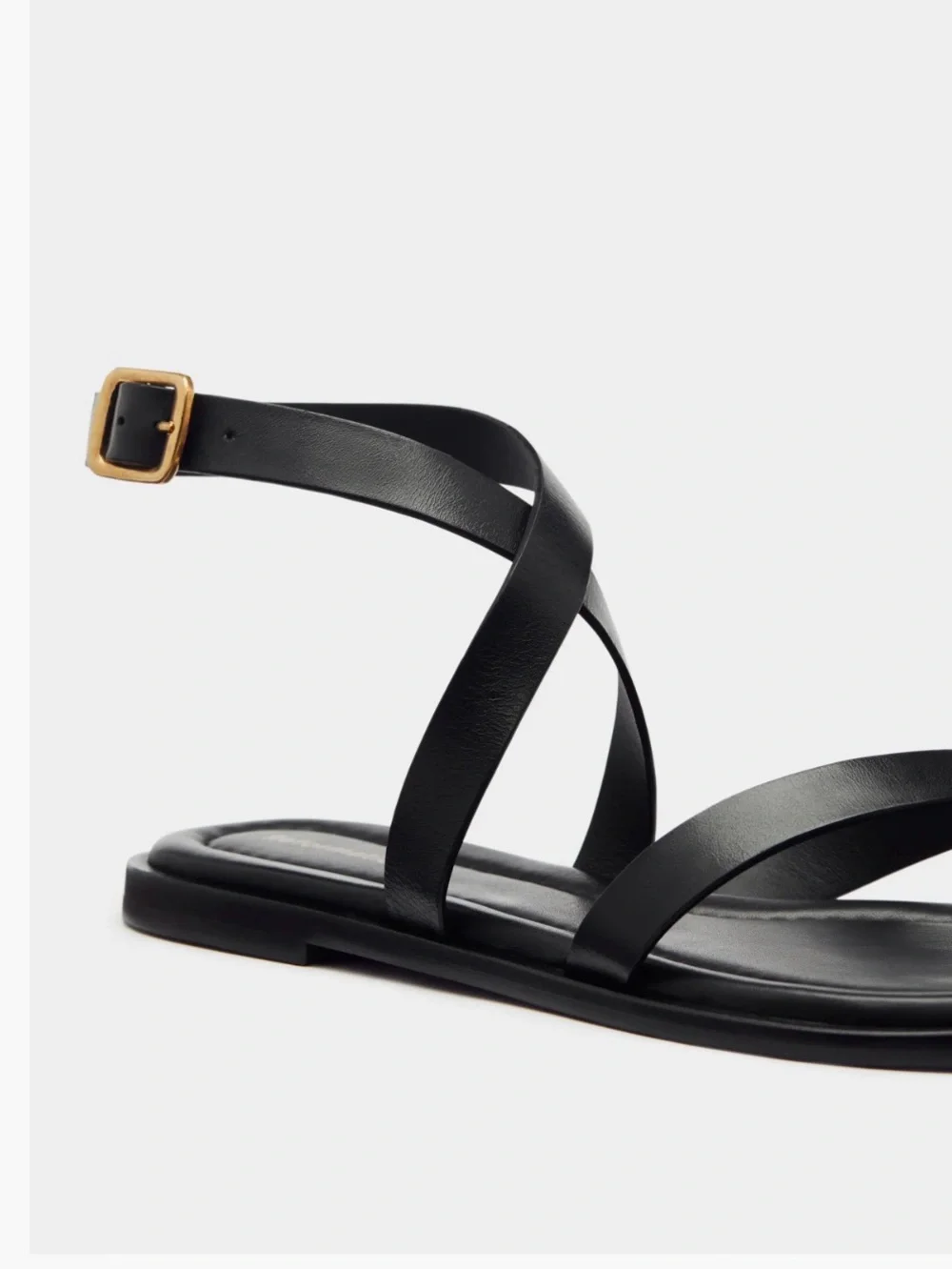 NWOT Reformation Janet flat sandals
